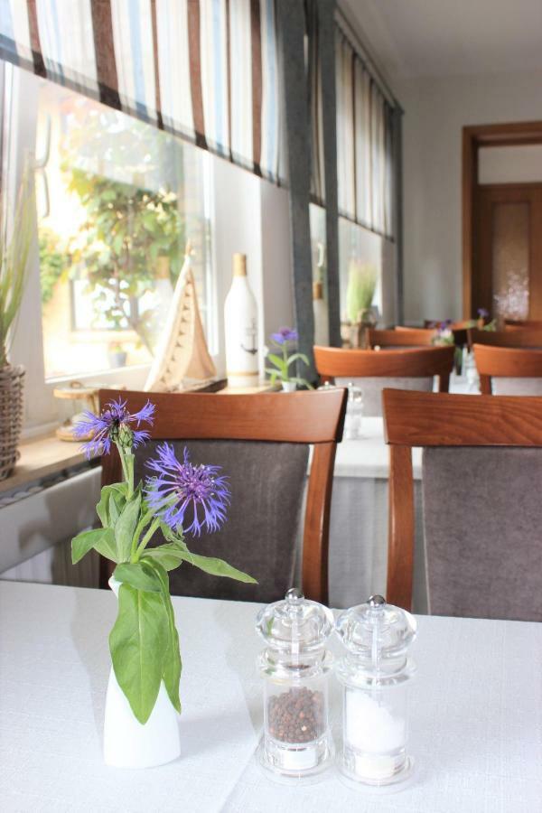 Hotel Gasthuus Spieskamer Hasselberg  Екстериор снимка